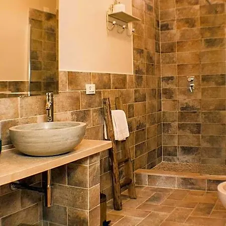 Corte Toro Bed & Breakfast 3*
